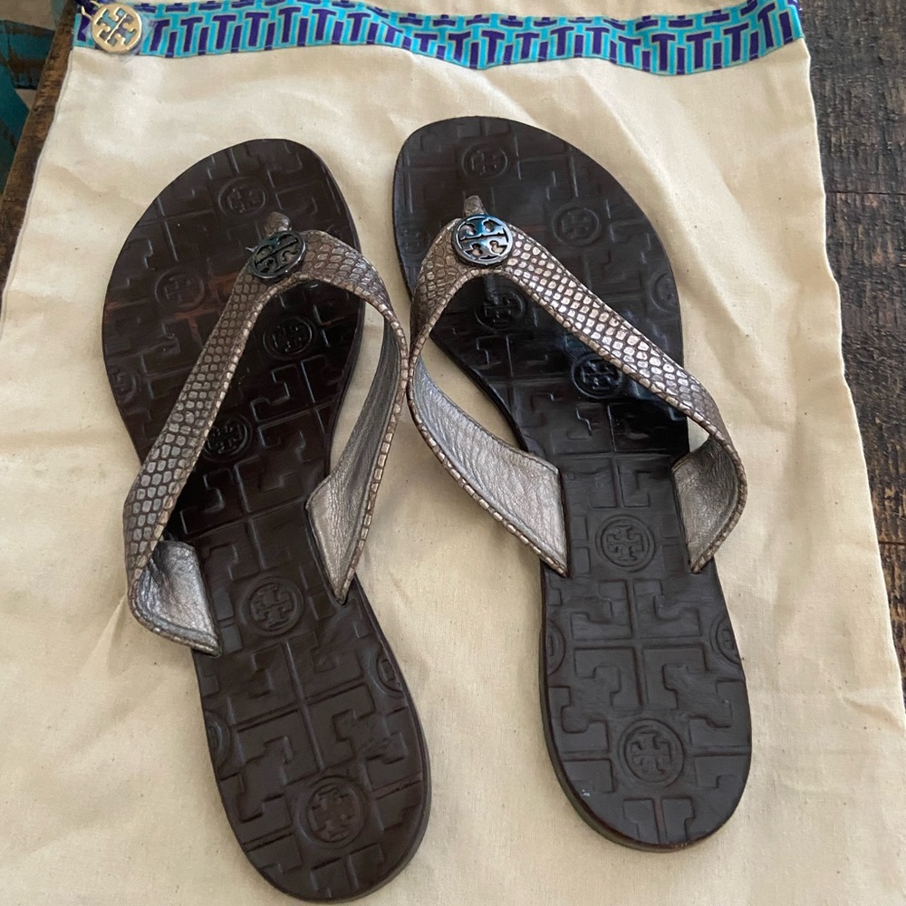 Tory burch sandals w/ dust bag